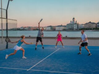 Parhaat padel-kentät Helsingissä: Opas pelipaikan valintaan