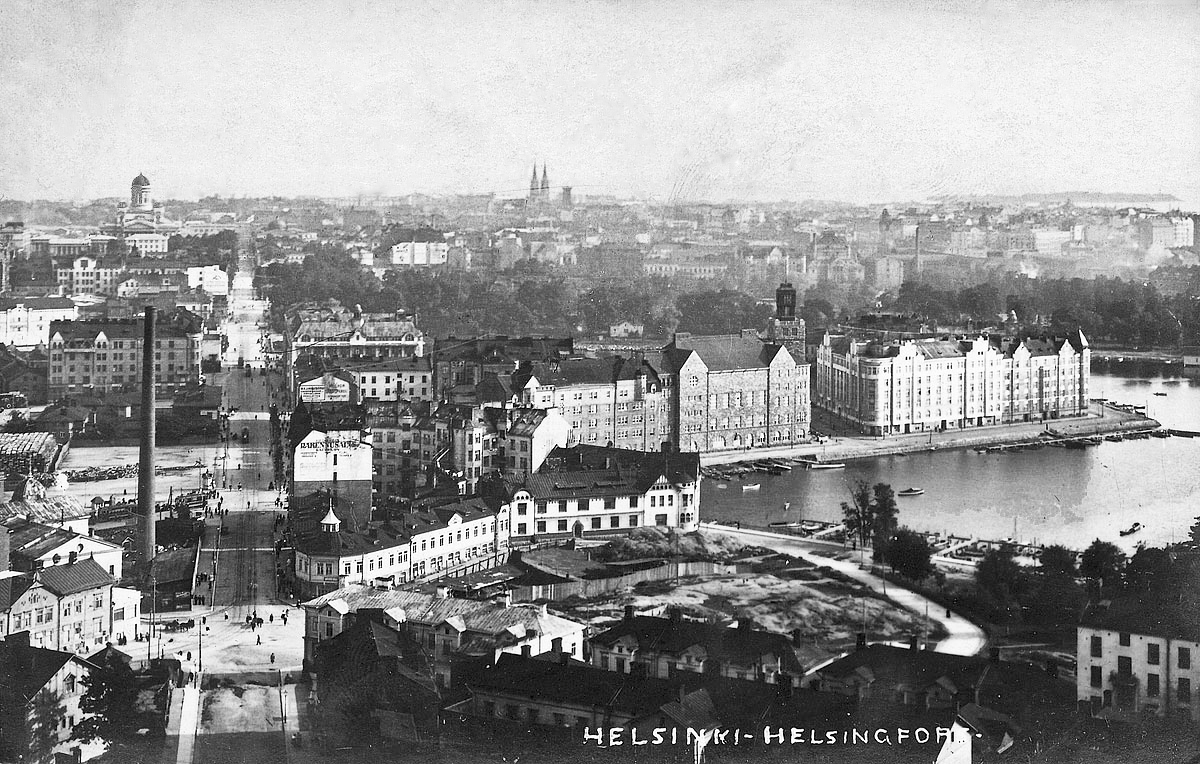 Hakaniemen hallin vuonna 1914 avattu rakennus